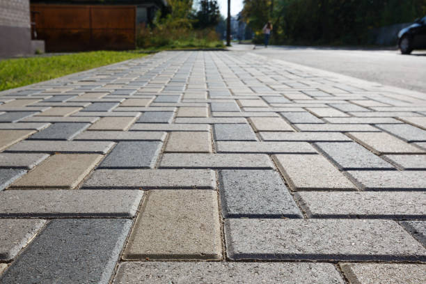 Best Interlocking Driveway Pavers  in Grinnell, IA
