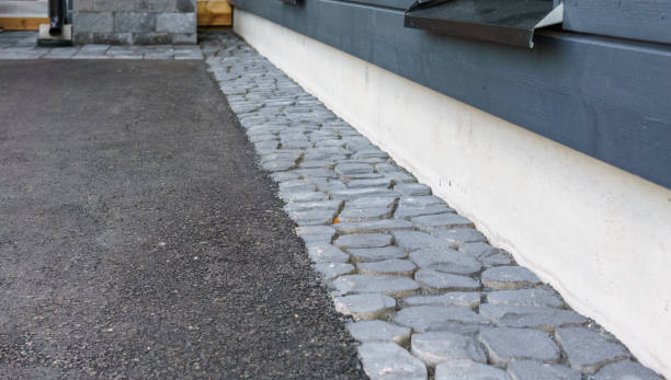 Best Decorative Driveway Pavers  in Grinnell, IA