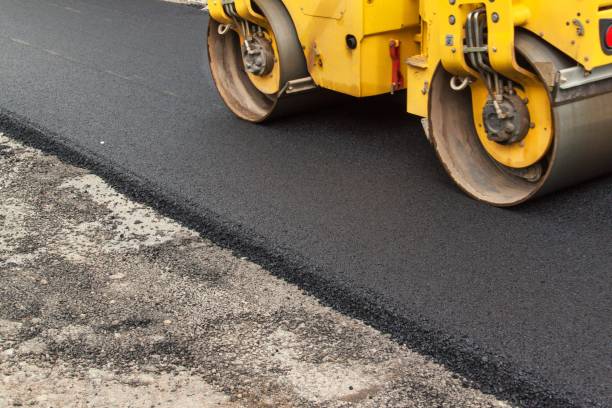 Best Driveway Pavers Near Me  in Grinnell, IA